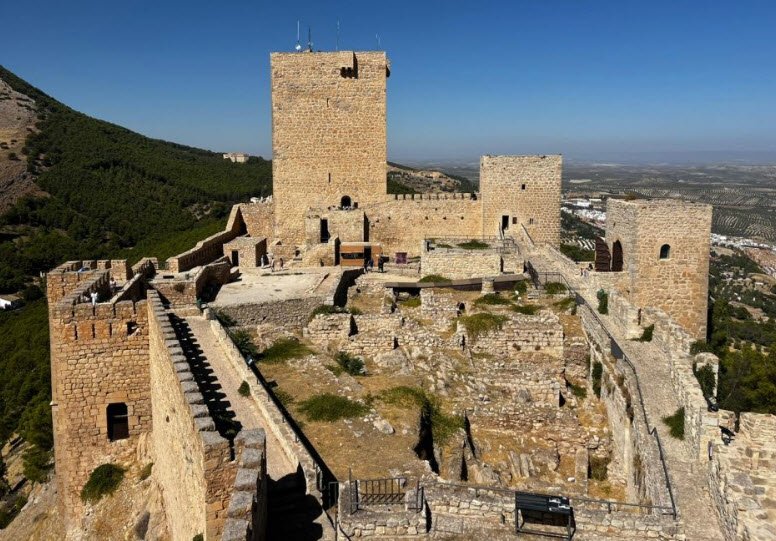 Castillo de Otíñar, Spain